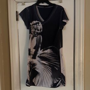 Graphic Black and White V-Neck T-Shirt Dress